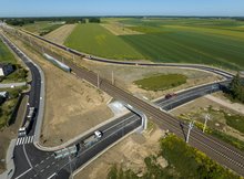 Wiadukt nad drogą w Średnicy Maćkowiętach widok z drona, fot. Łukasz Bryłowski PKP Polskie Linie Kolejowe SA