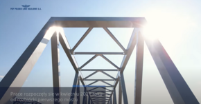 Kadr z filmu RailBaltica: Nowy most kolejowy w Uhowie
