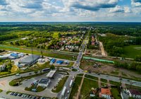 Łochów, ul. Wyszkowska. 22.05.2020 r. fot. Tomasz Nizielski. Źródło: PKP Polskie Linie Kolejowe S.A.